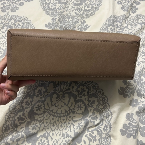 Kate Spade purse - Picture 2 of 4